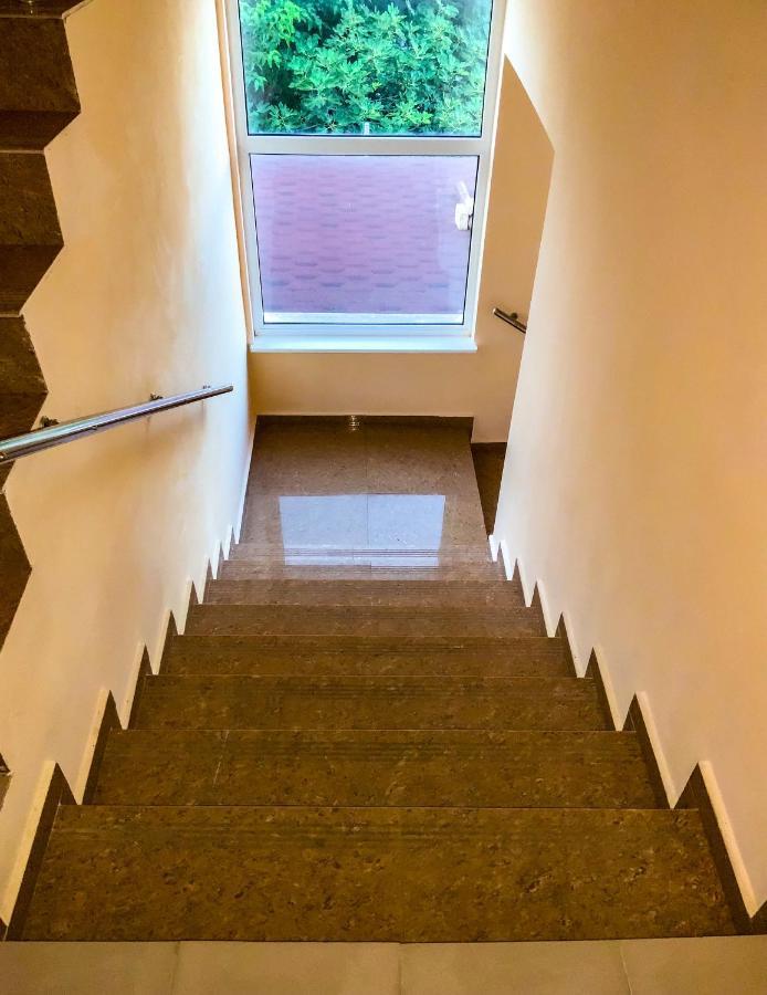 Hotel Къща За Гости Slav Varna Esterno foto