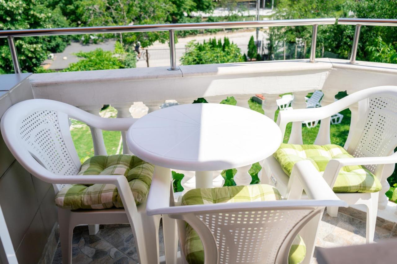 Hotel Къща За Гости Slav Varna Esterno foto