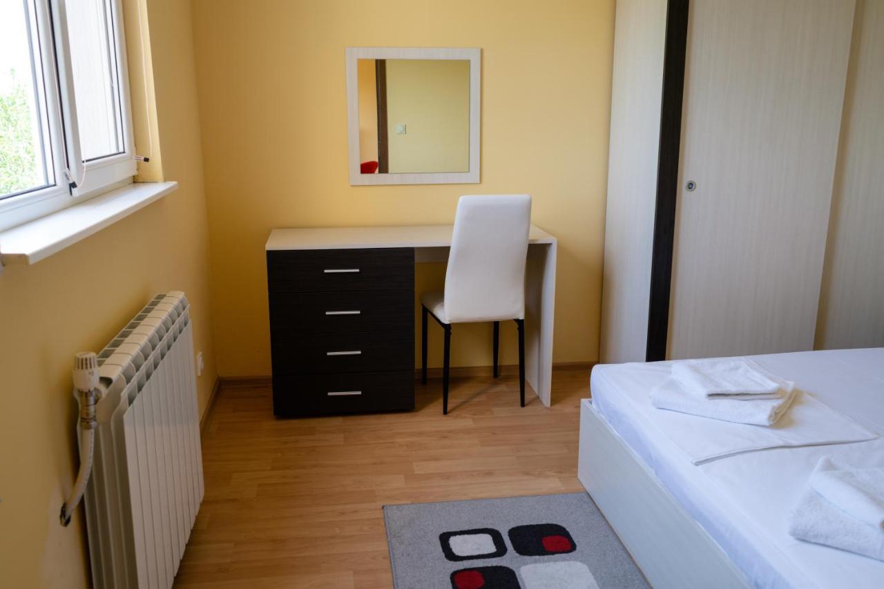 Hotel Къща За Гости Slav Varna Esterno foto