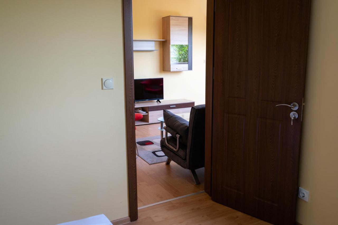 Hotel Къща За Гости Slav Varna Esterno foto