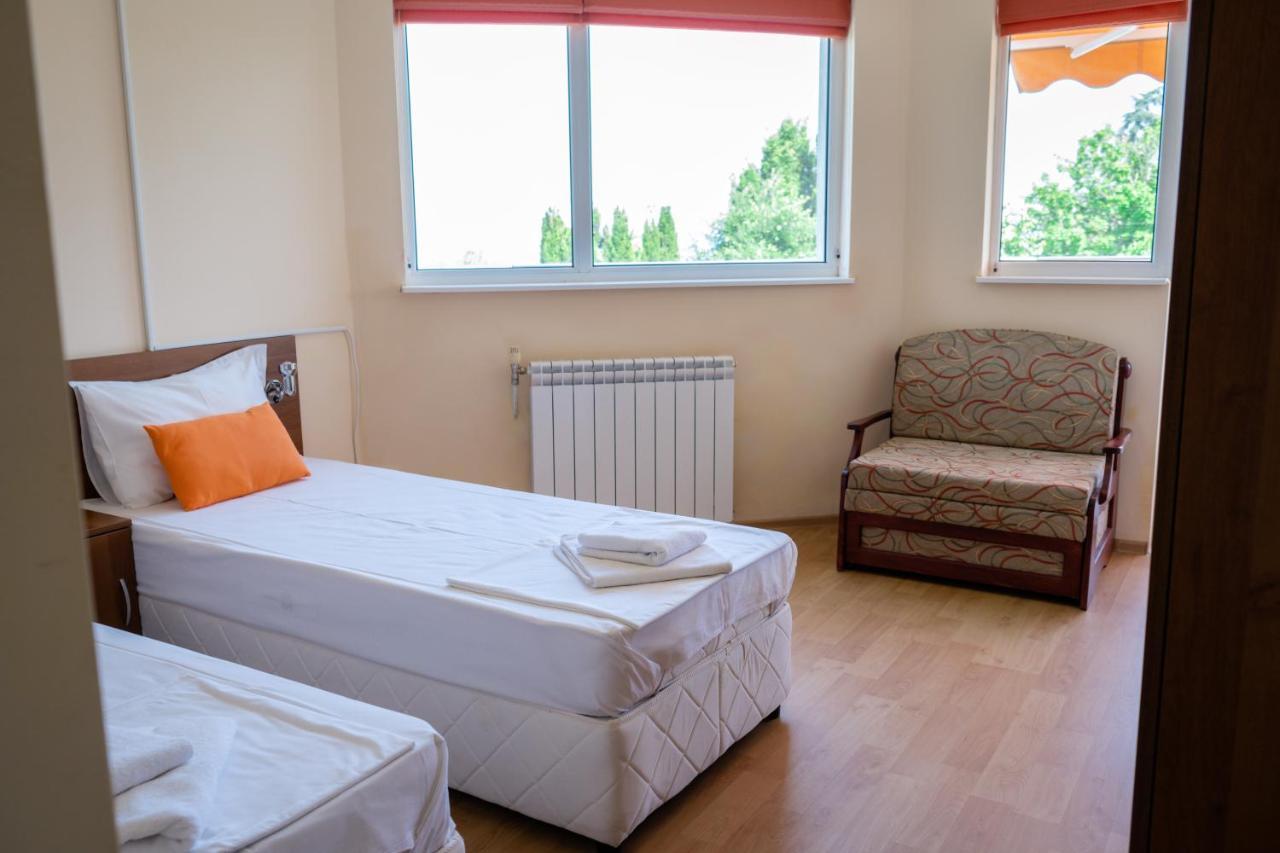 Hotel Къща За Гости Slav Varna Esterno foto